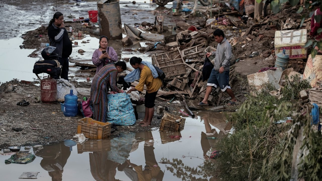 Nepal'de ölü sayısı 193'e yükseldi: 31 kişi sellerde kayıp