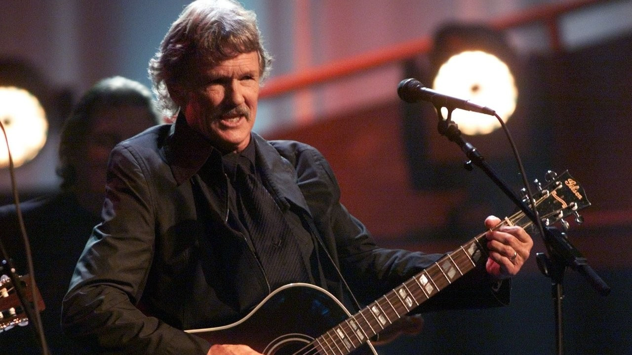 Şarkıcı ve oyuncu Kris Kristofferson hayatını kaybetti