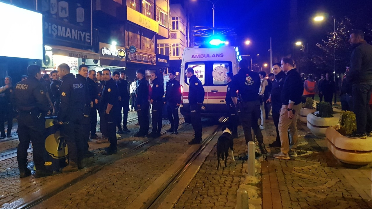 Kocaeli'de eğlence mekanına ateş açıldı: 4 kişi yaralandı