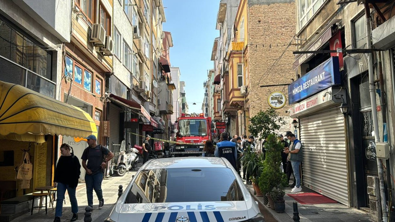 Kadıköy'de patlama: 1 kişi hafif yaralandı