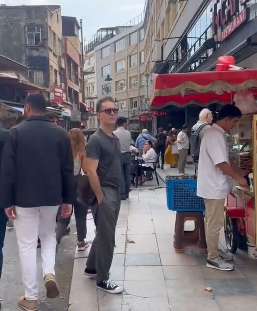 Volkan Demirel ile Zeynep Sever Demirel, Pedro Alonso'yu evinde ağırladı - Sayfa 2