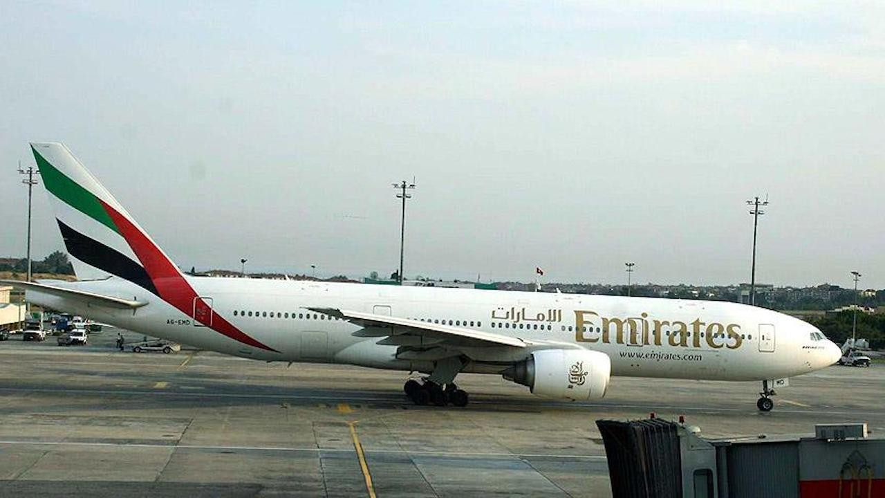 Emirates'den çağrı cihazı yasağı: Uçağa alınmayacak