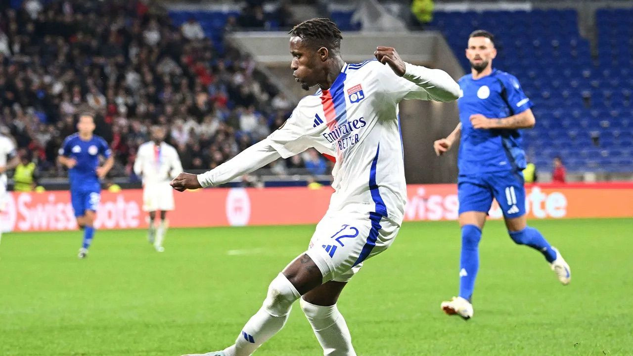 Lyon'da Nantes maçı öncesi Zaha kararı: Taraftarların tepkisini çekmişti - Sayfa 4