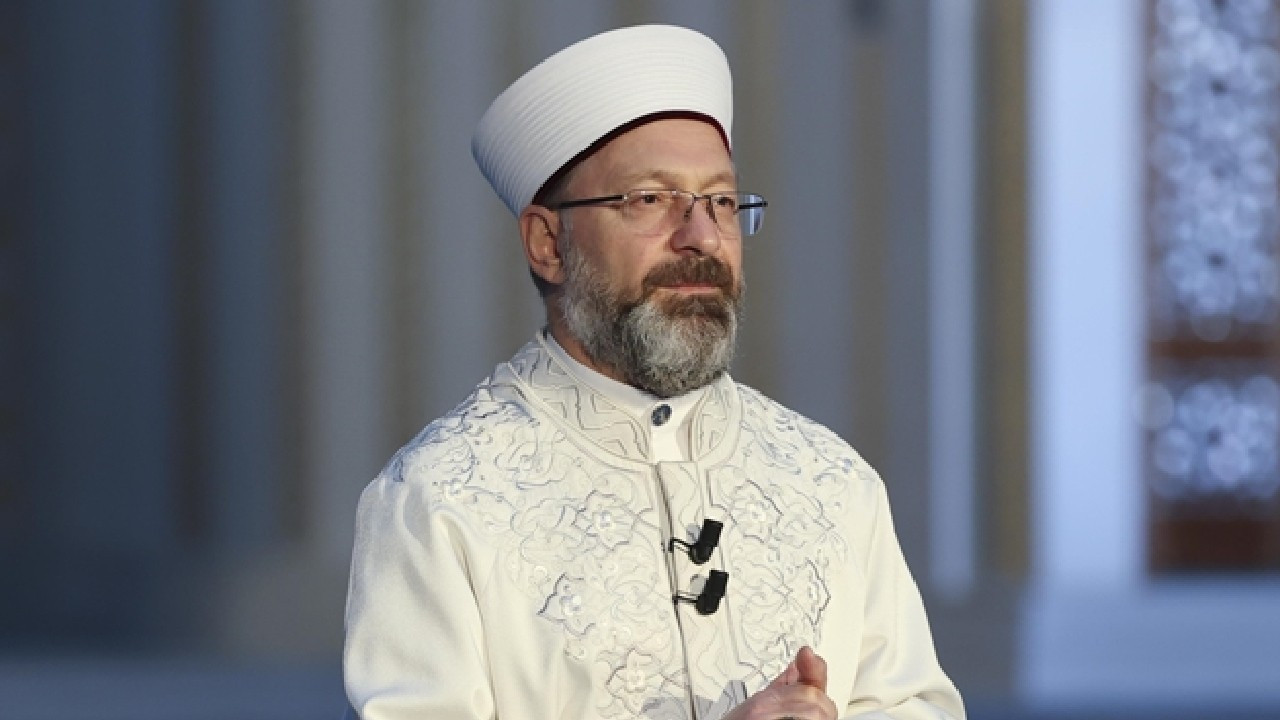 Diyanet İşleri Başkanı Ali Erbaş'ın emeklilik maaşı belli oldu: 1,8 milyon da ikramiye alacak