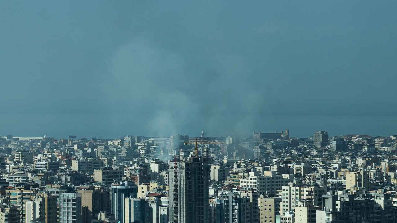 İsrail ordusu: Beyrut'ta Hizbullah karargâhı bombalandı, 3 yönetici öldürüldü