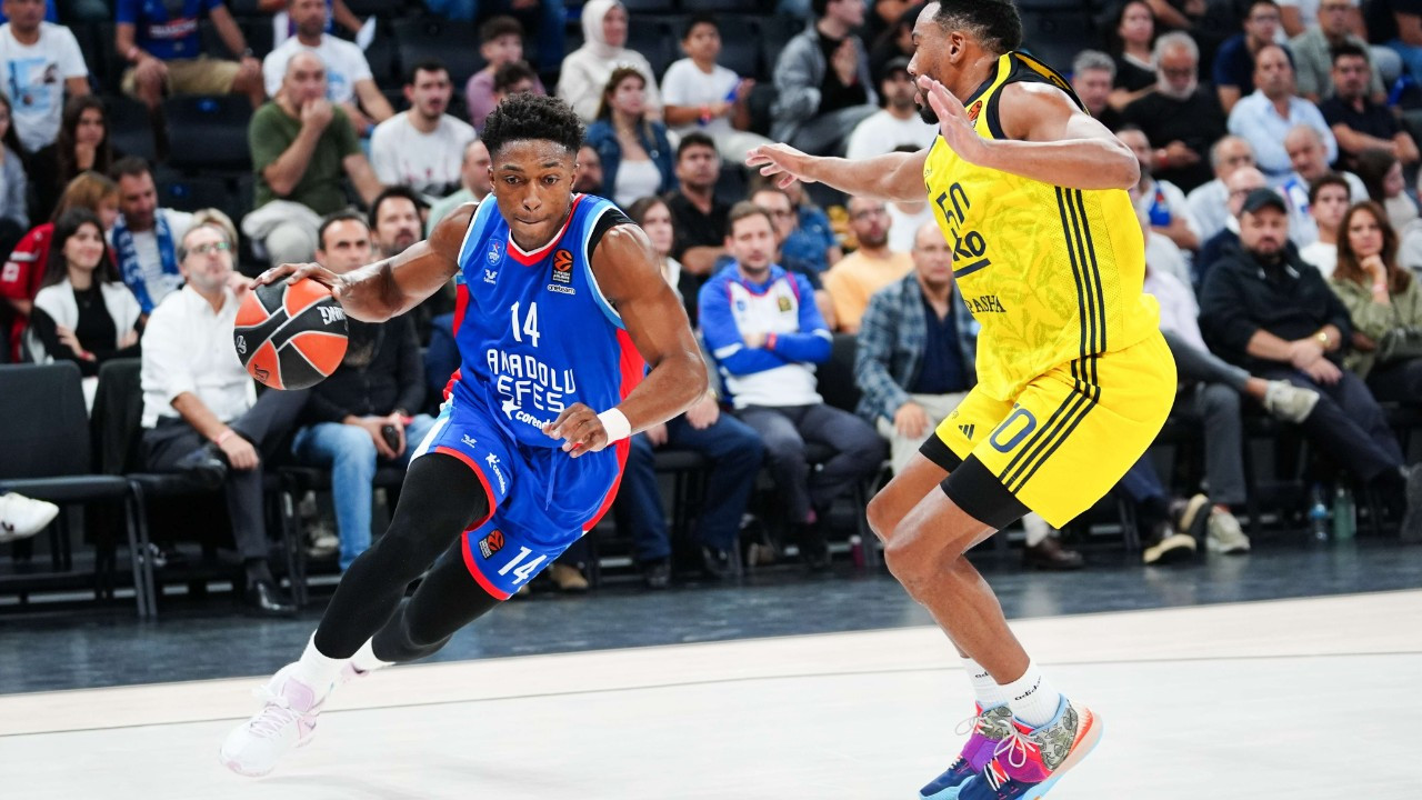 Anadolu Efes'li Johnson'ın evine saldıranlar serbest bırakıldı