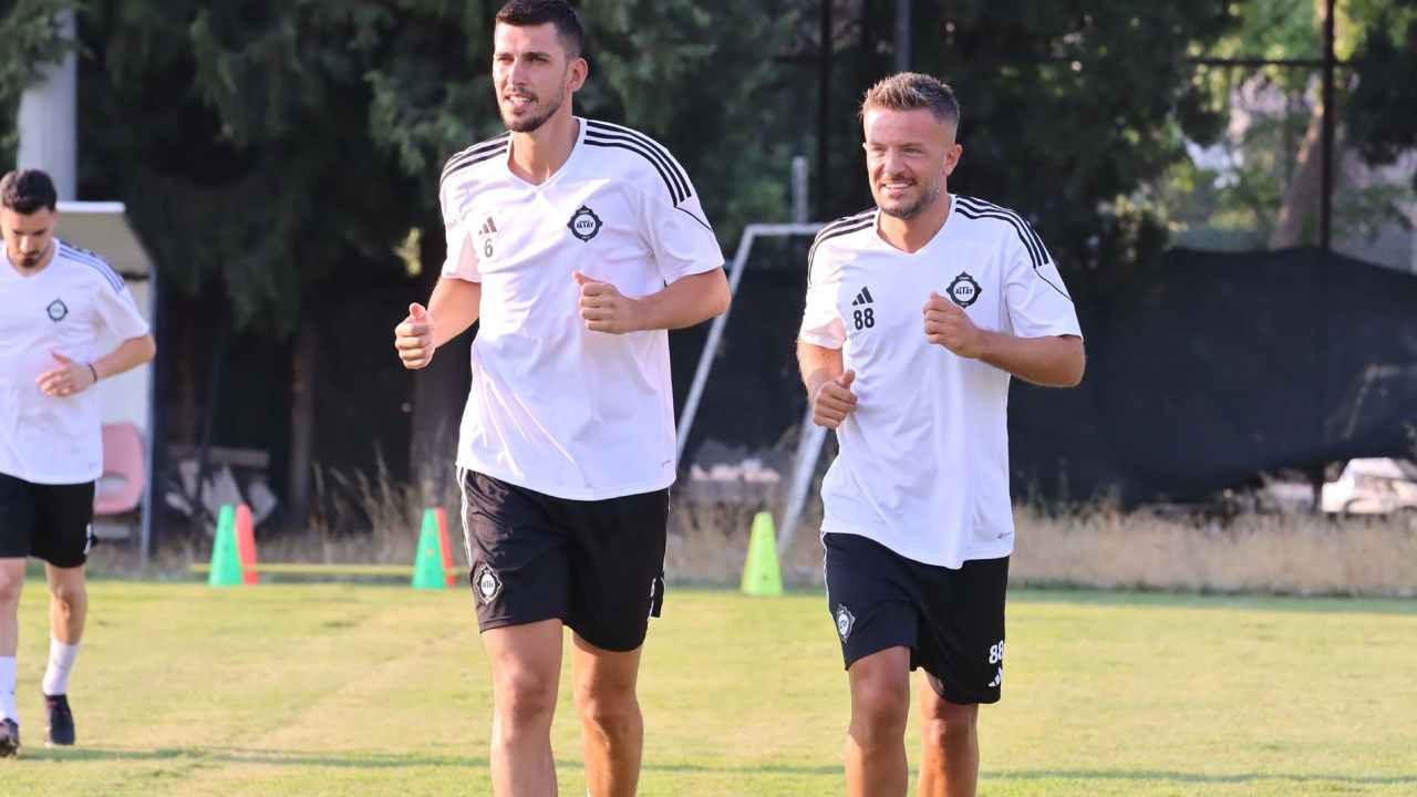 Maaşını alamayan Altaylı 4 futbolcu İskenderunspor maçına çıkmadı