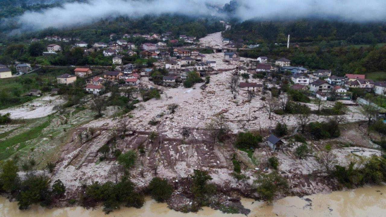 Bosna Hersek'te sel felaketi: Ölü sayısı 26'ya yükseldi