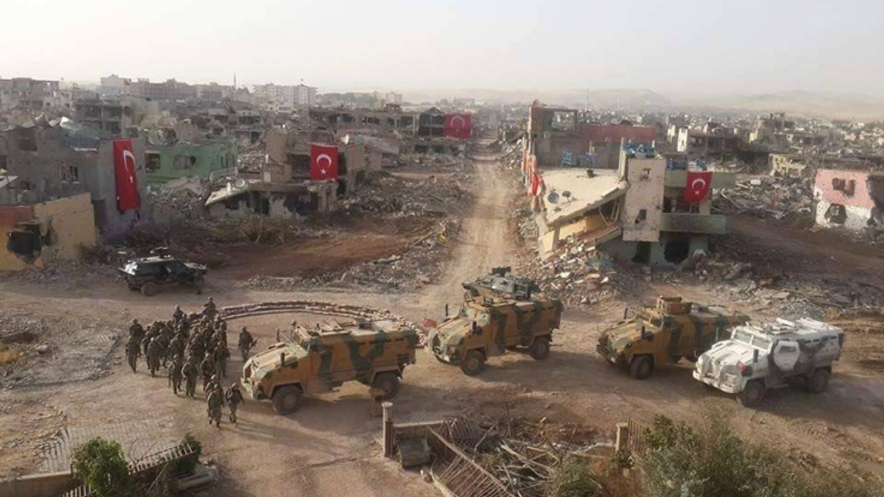 Nusaybin'de yağmadan yargılanan emniyet müdürlerine beraat