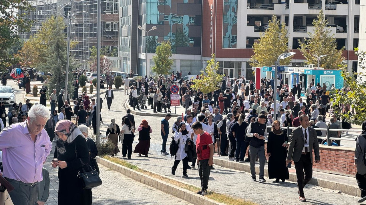 Malatya'da deprem: Okullar 1 gün daha tatil edildi