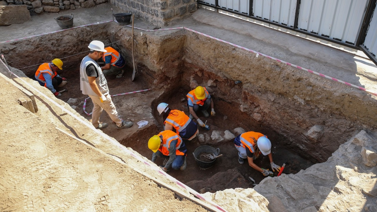 10 bin yıllık yaşam izleri: Diyarbakır'ın kalbinde ortaya çıktı