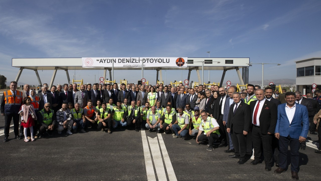 Aydın-Denizli Otoyolu trafiğe açıldı