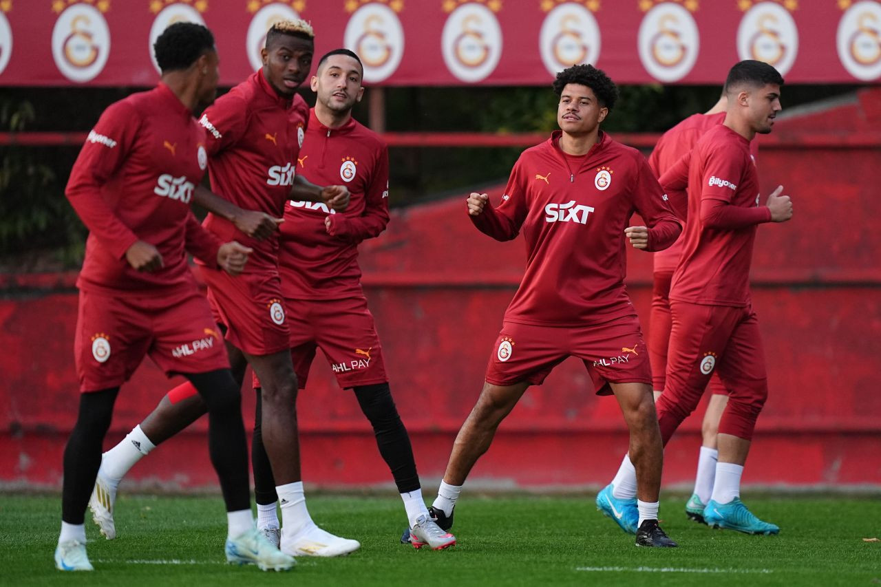 Victor Osimhen geleceği hakkında konuştu: Galatasaray'da kalacak mı? - Sayfa 1