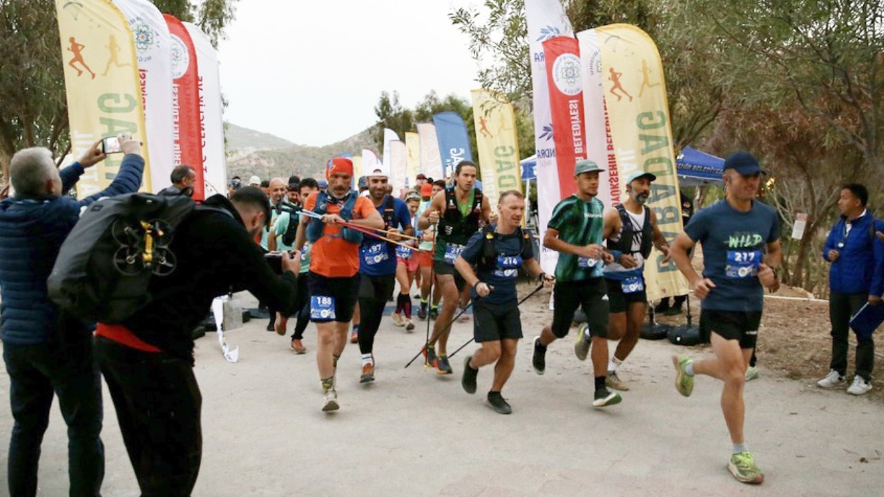 Babadağ Ultra Maratonu başladı: 15 ülkeden 300 sporcu yarışıyor