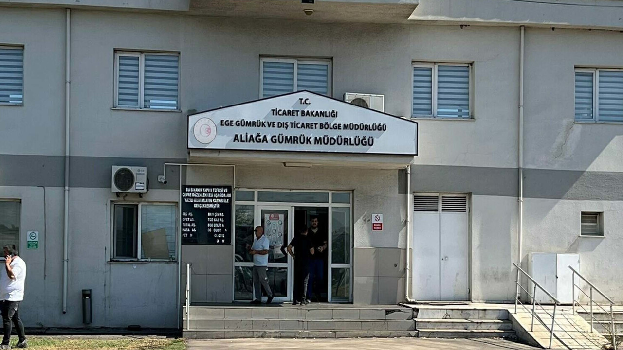 İzmir merkezli gümrük operasyonu: 32 gözaltı