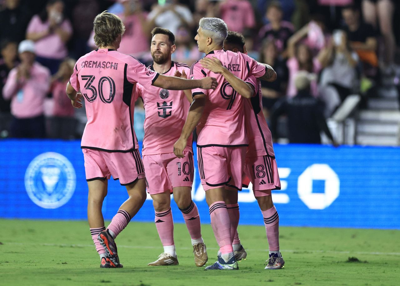 Messi’nin hat-trick'iyle gelen rekor: Inter Miami tarihe geçti - Sayfa 4