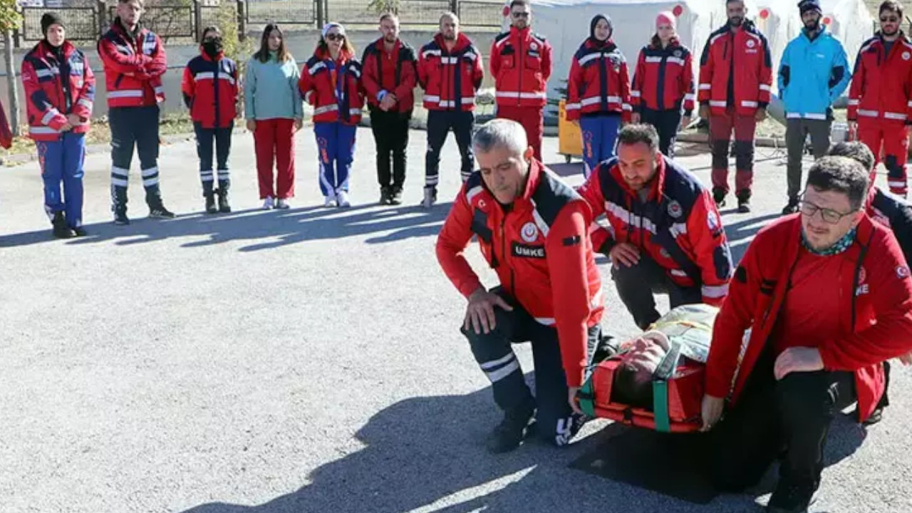 Erzurum'da -8 derecede UMKE eğitimi