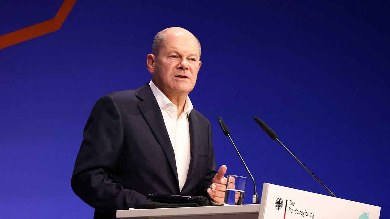 Almanya Başbakanı Scholz: İran'a mesajım net, bu şimdi son bulmalı