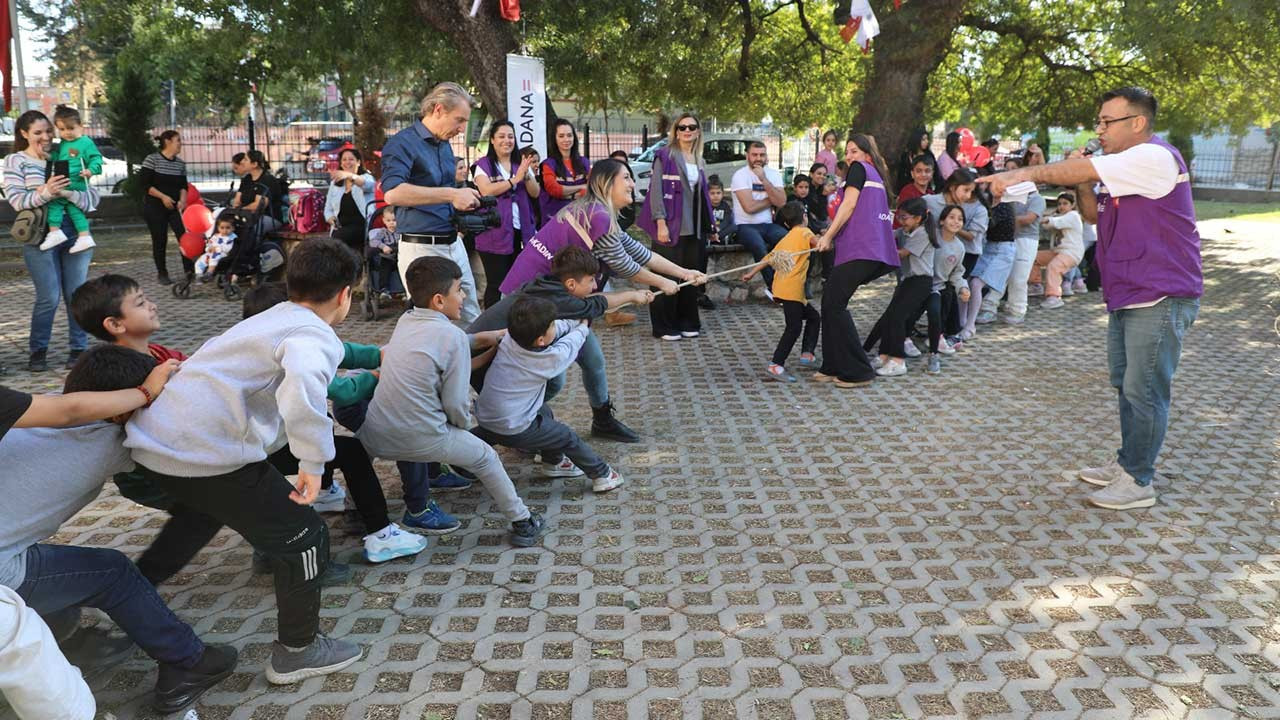 Adana Büyükşehir Belediyesi 'Çocuk Şenliği' düzenledi