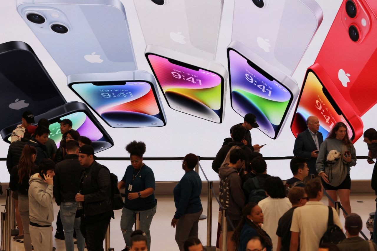 Apple, iPhone için yapay zeka özelliklerini devreye soktu: Hangi modellerde kullanılıyor? - Sayfa 1