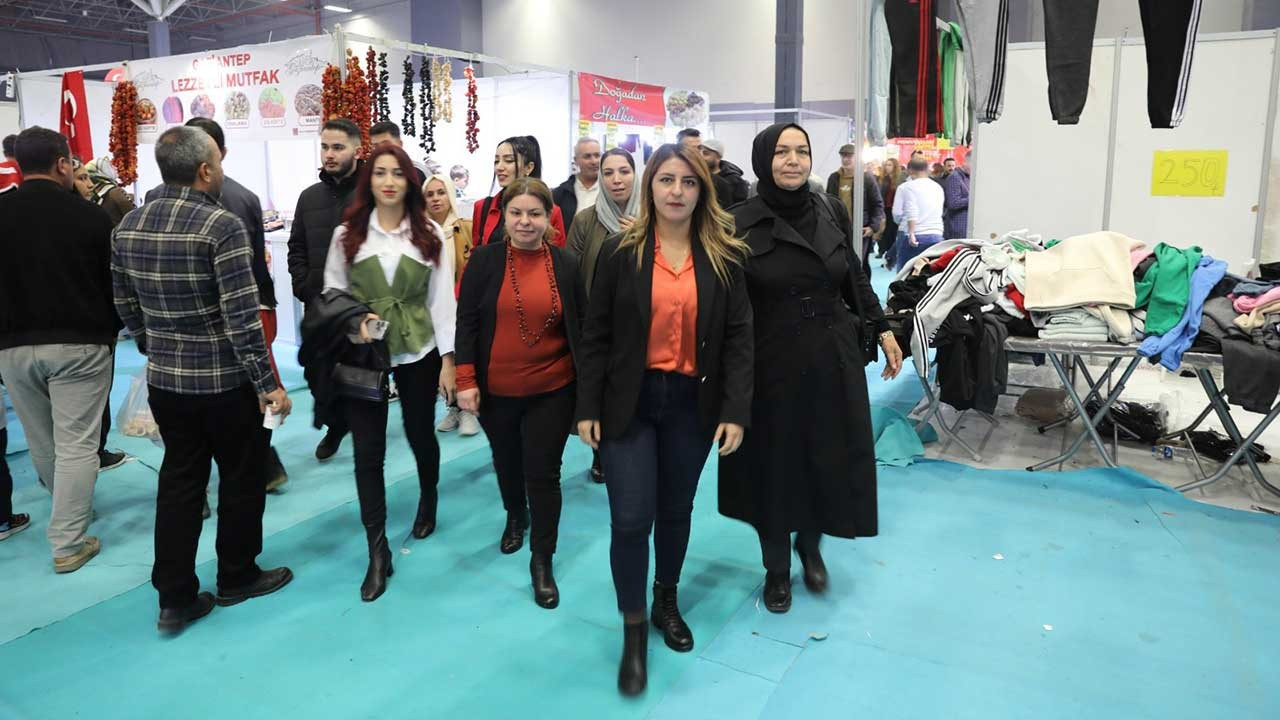 İpekyolu Belediyesi Eşbaşkanı Canan Uzunay Van Expo Fuarı’nda