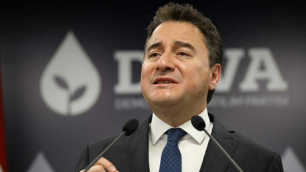 Ali Babacan’dan Tayyip Erdoğan’a 'sanal kumar' çağrısı: Ortak değilseniz fişini çekin   