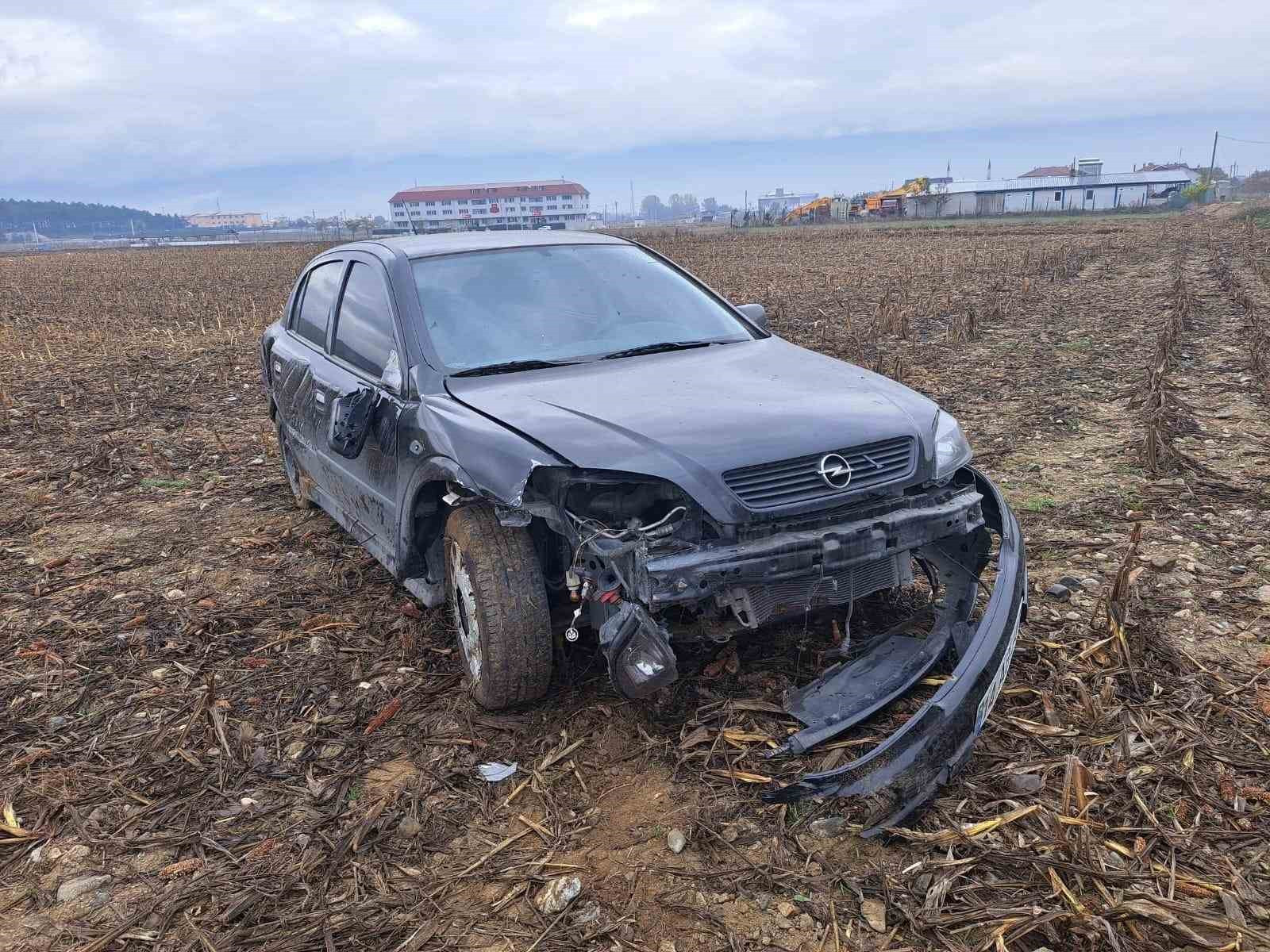 Bolu'da otomobil kontrolden çıktı: 1 yaralı