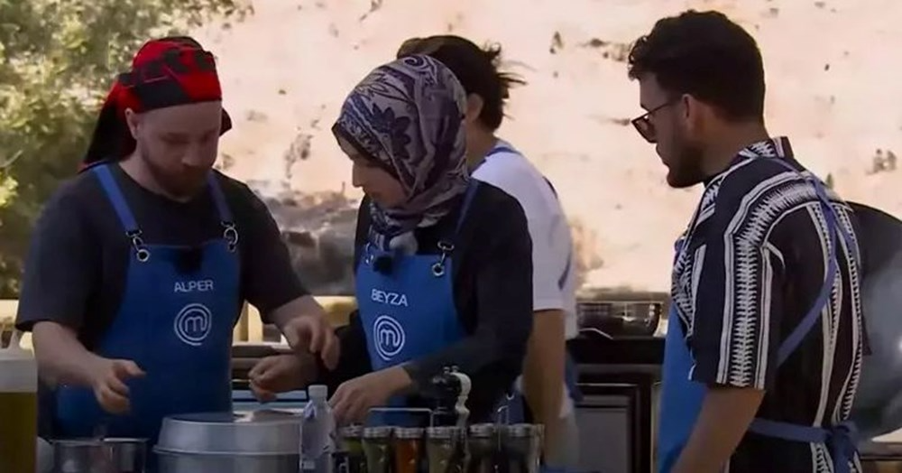 Somer Şef açıkladı: Yüzüne yağ dökülen MasterChef Beyza'nın durumu nasıl? - Sayfa 1