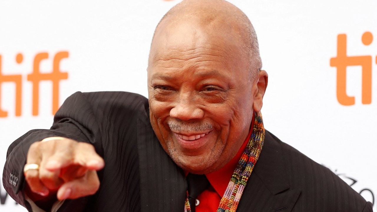 Dünyaca ünlü müzik yapımcısı Quincy Jones hayatını kaybetti