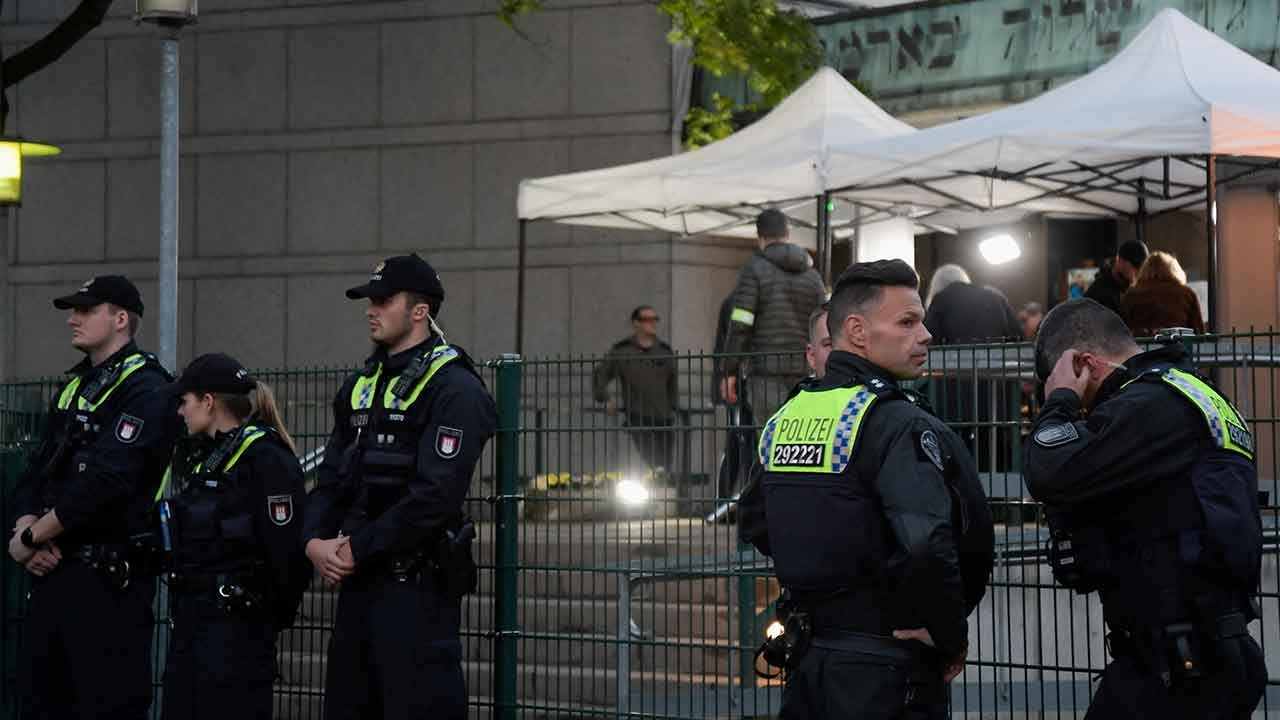 Almanya'da 'Saksonyalı Ayrılıkçılar'a baskın: 8 şüpheli gözaltında