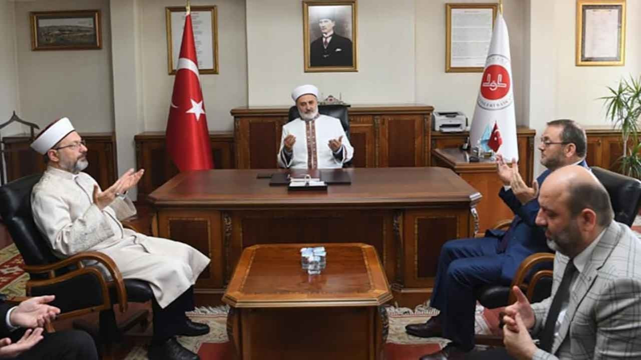 Vekil olamayan müftüler Diyanet'te yönetici yapıldı