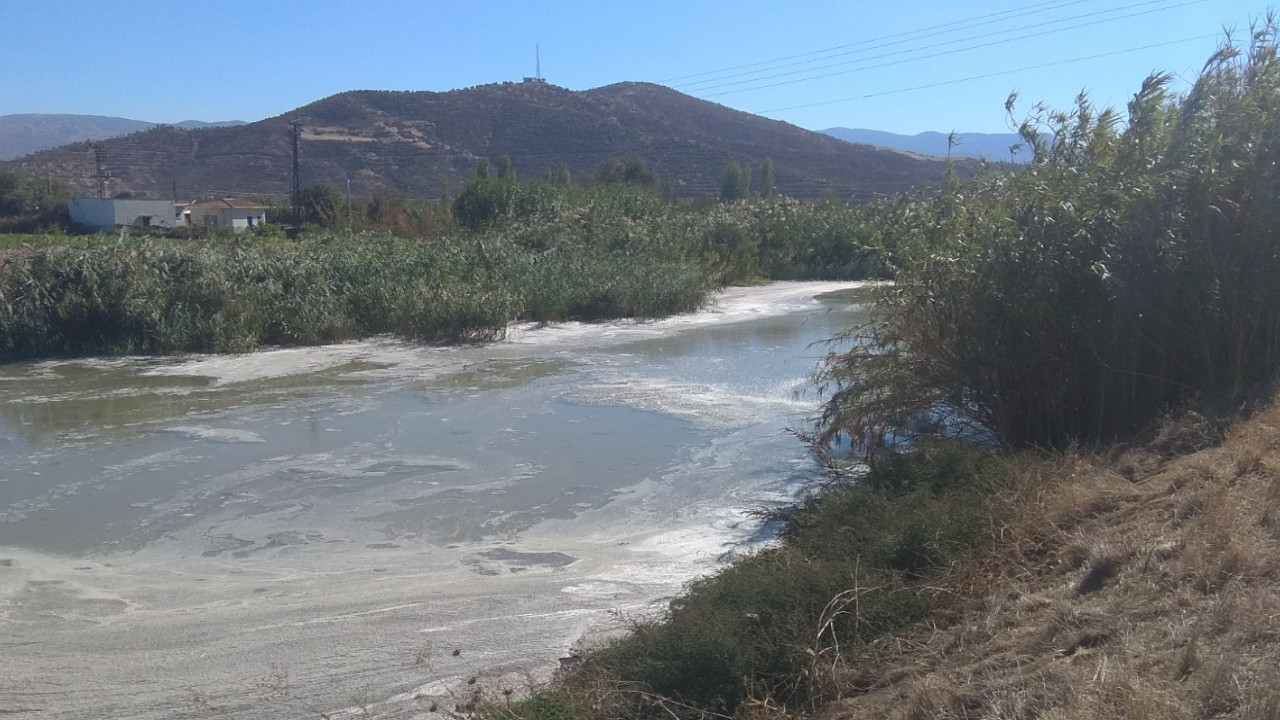 Bakanlıktan İzmir Belediyesi'ne 3,8 milyon liralık çevre cezası