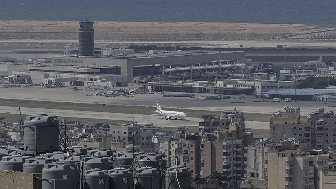 İsrail, Beyrut'taki Uluslararası Refik Hariri Havalimanı'nı hedef aldı