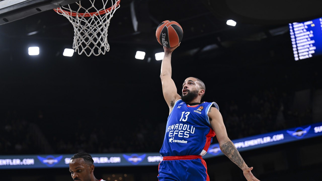 Anadolu Efes, Monaco'ya mağlup oldu