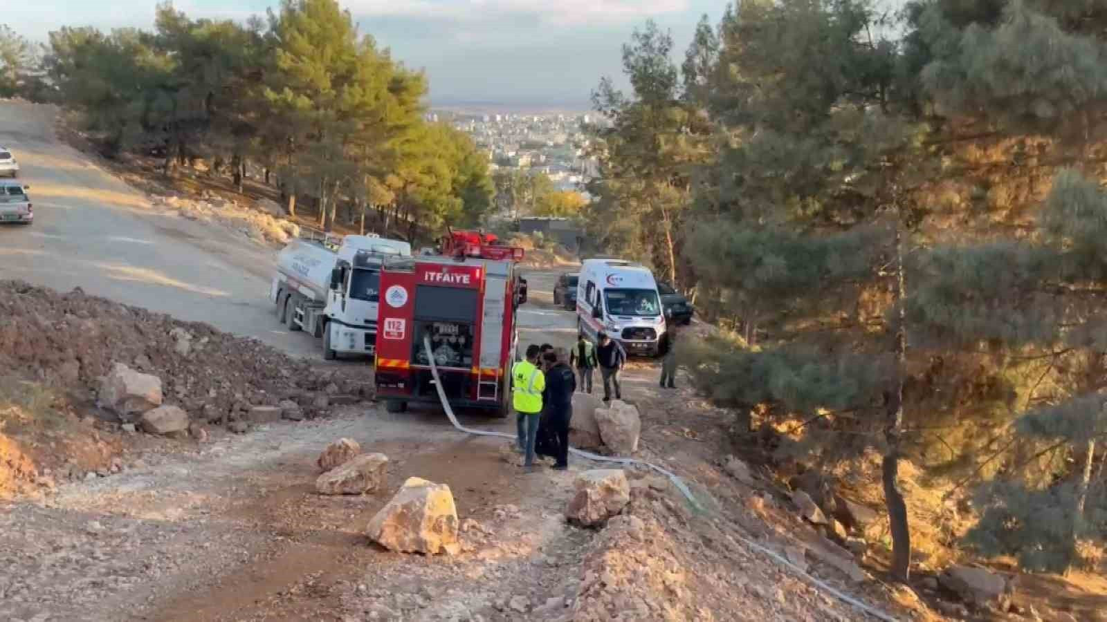 Adıyaman'da ormanlık alanda çıkan yangın söndürüldü