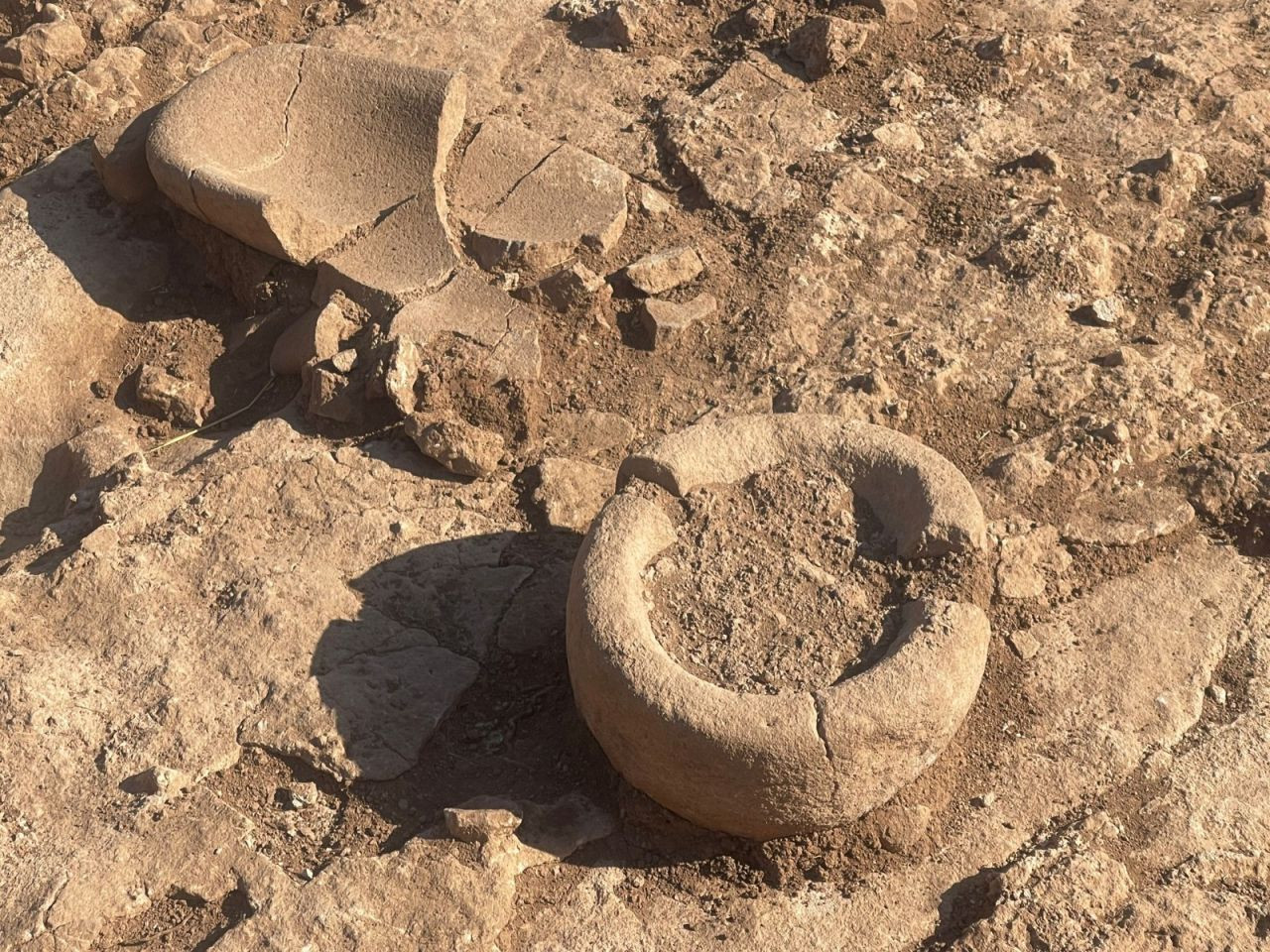 Göbeklitepe'den eski olduğu düşünülen Çakmaktepe'de kamusal yapılar bulundu - Sayfa 4