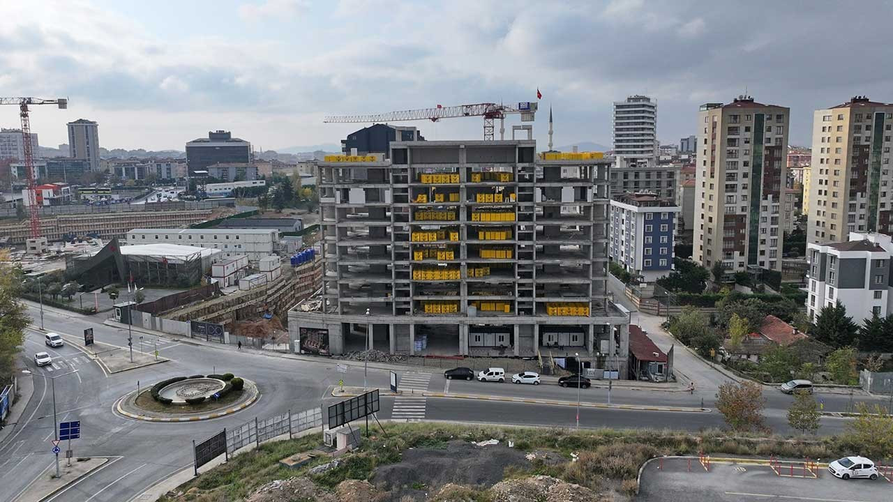 Ataşehir’de pazar günü ve bayramlarda inşaat yasaklandı