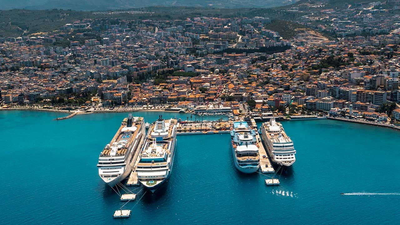 Tarihi Kentler Birliği’nden Kuşadası Belediyesi’ne süreklilik ödülü