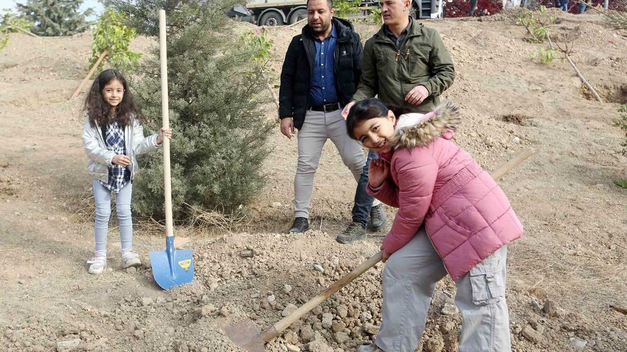 Fethi Yaşar: 16 senedir yeşil alanlarımızı hiçbir ranta açmadık