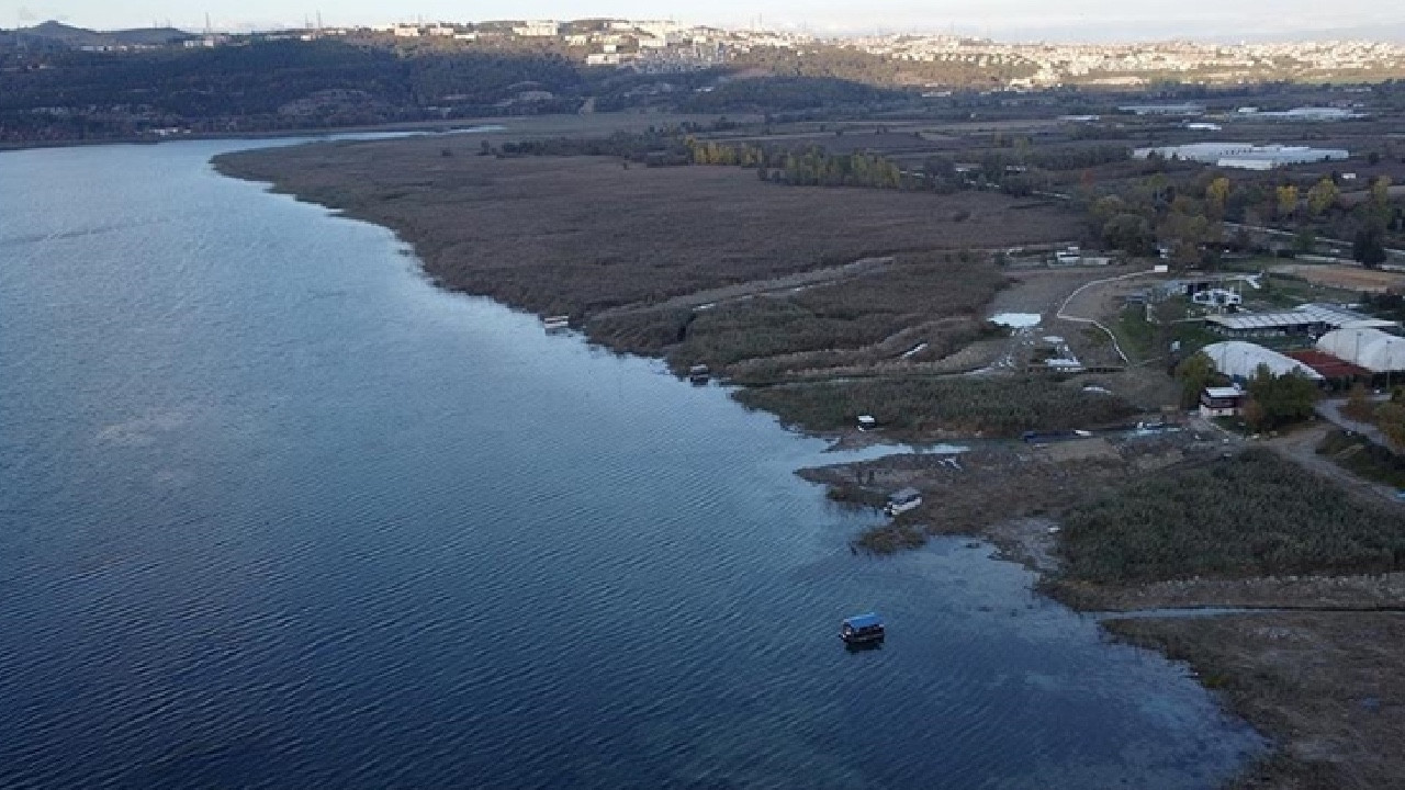 Sapanca Gölü'nün su seviyesi 30,05 metreye düştü