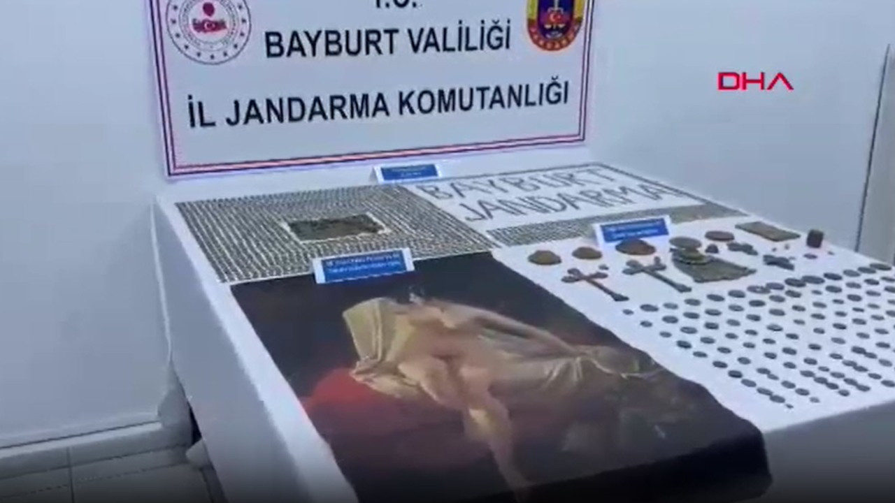 Bayburt'ta, Picasso'ya ait olduğu düşünülen tablo ele geçirildi