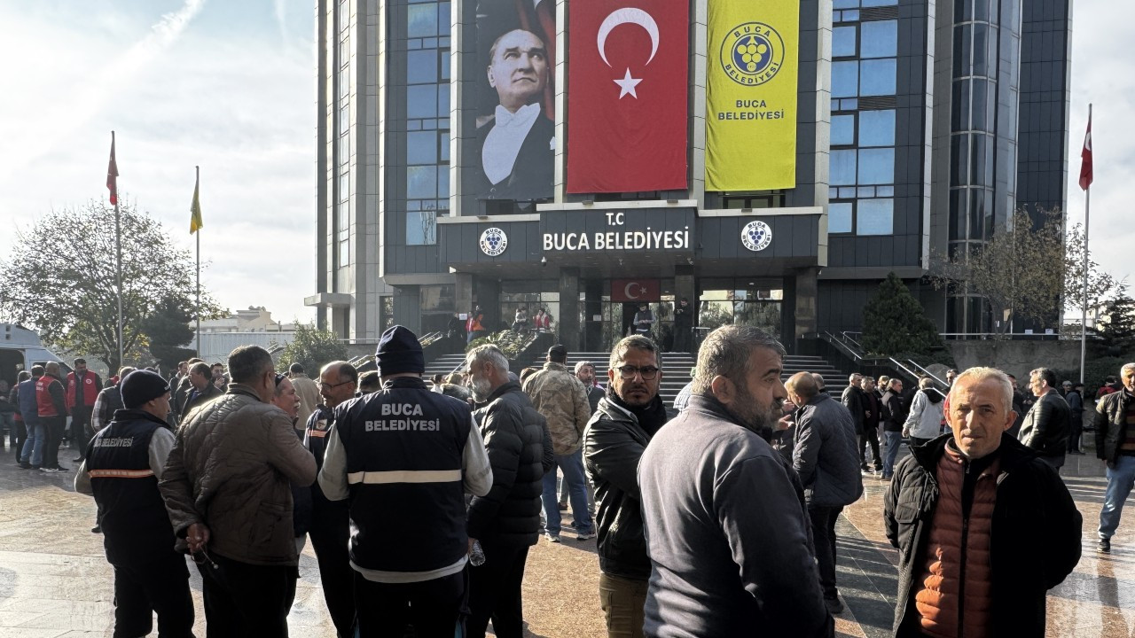 Buca Belediyesi'nde imzalanan toplu iş sözleşmesine tepki: Sendika temsilcileri istifa etti