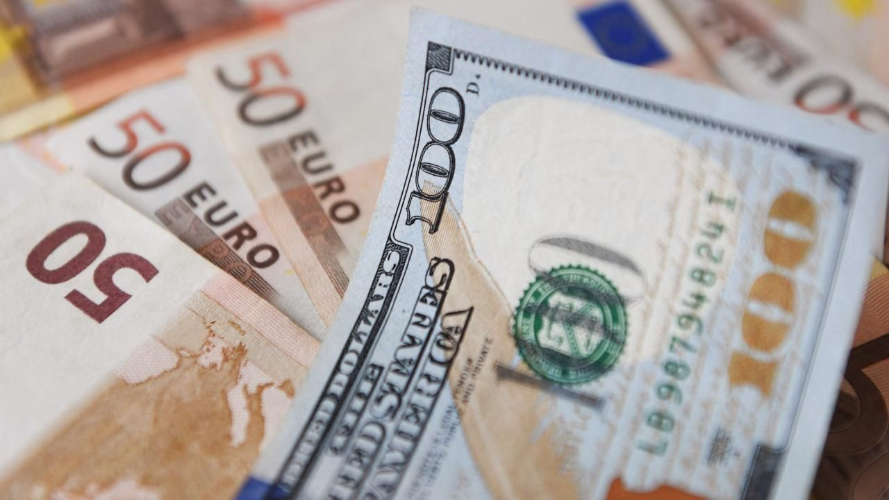 Hafta dövizde nasıl kapanıyor: Dolar ve euro cumaya hareketli başladı - Sayfa 4