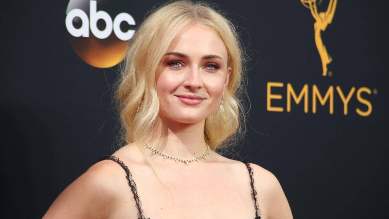 Game of Thrones oyuncusu Sophie Turner, Lara Croft oluyor