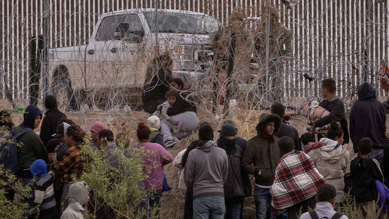 Trump dönemine hazırlık: Los Angeles'ta göçmen yönetmeliğine onay