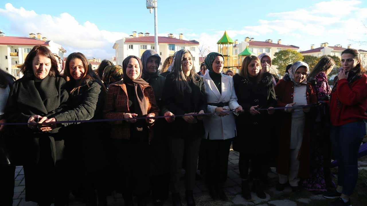 Tuşba Belediyesi Hebûn Kadın Danışma Merkezi açıldı