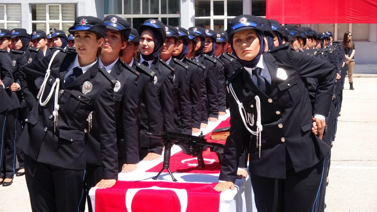 12 bin polis alımı başladı: Ön başvuru nasıl yapılıyor, şartlar neler? - Sayfa 3