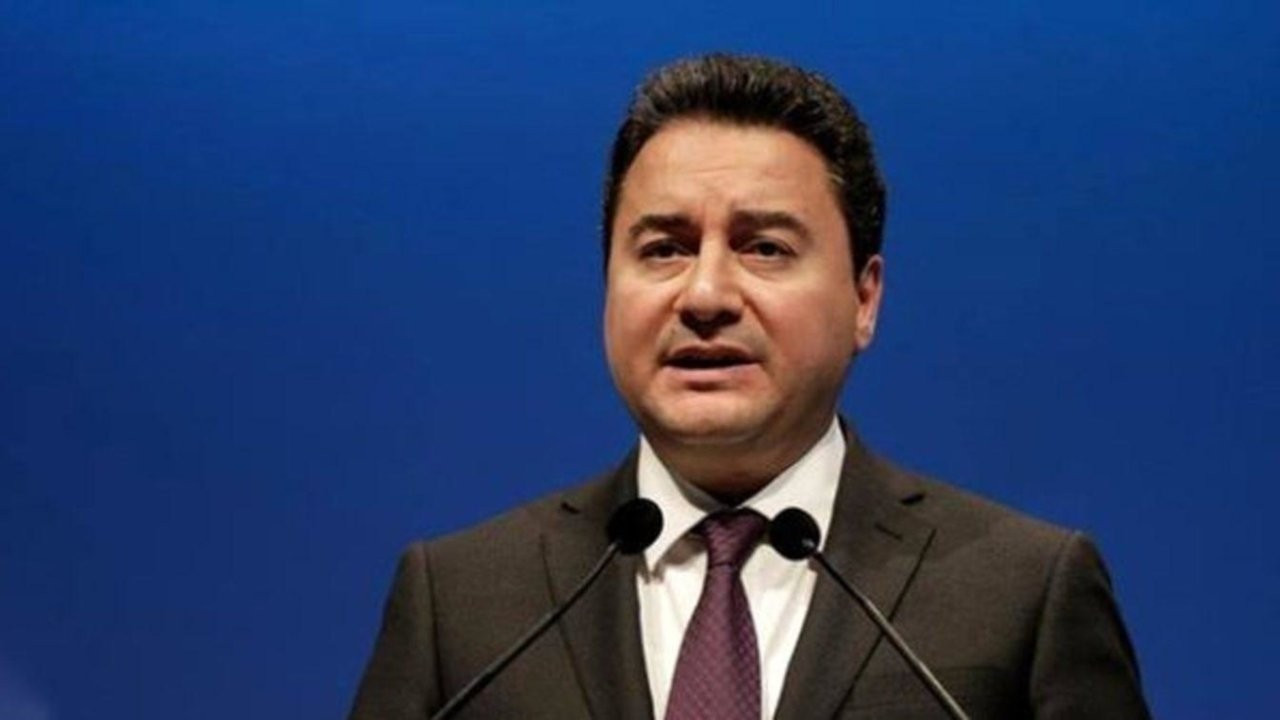 Ali Babacan: Bakü’ye Erdoğan ile birlikte 1860 kişi gitmiş