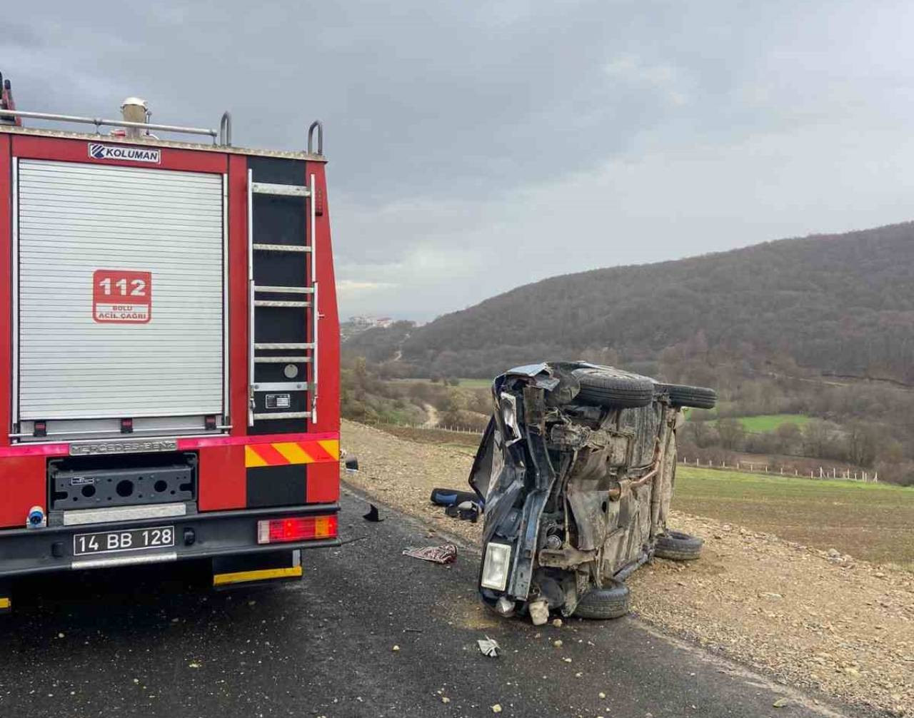 Bolu'da kontrolden çıkan otomobil takla attı: 1 yaralı