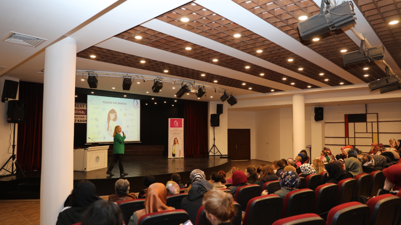 Kadınlık serüveni Akçaabat'da düzenlenen seminerde anlatıldı